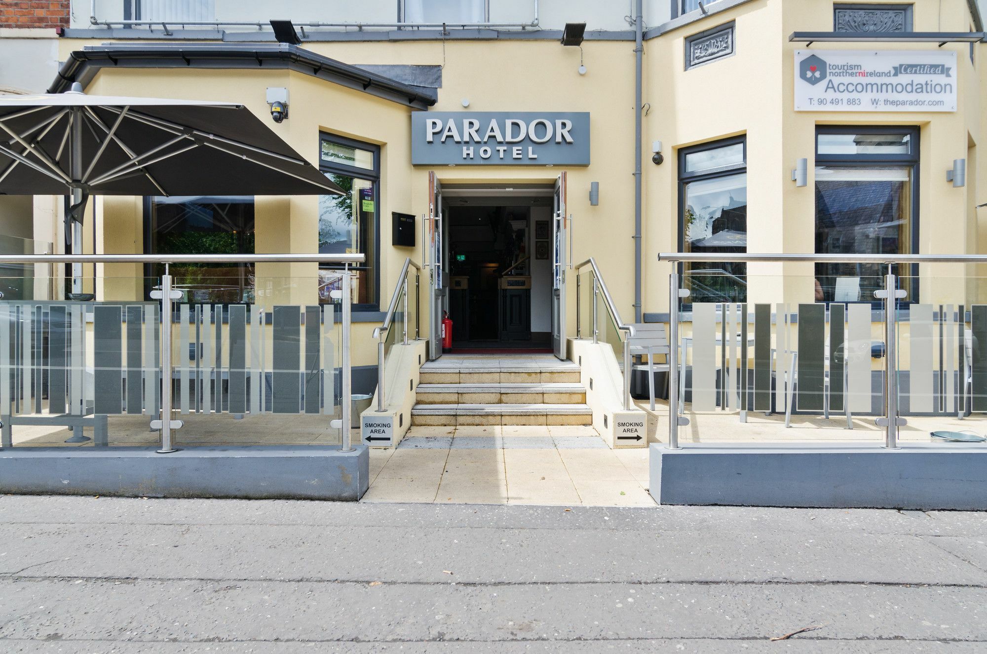 בלפסט Oyo Parador Lodge מראה חיצוני תמונה